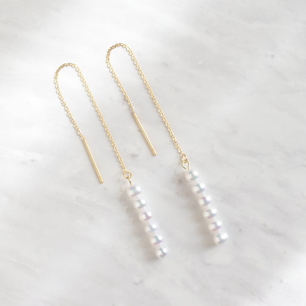 艶やかに揺れる チェーンピアス 淡水 ベビーパール 4.0mm サージカルステンレス製 アメリカンピアス / ps-107