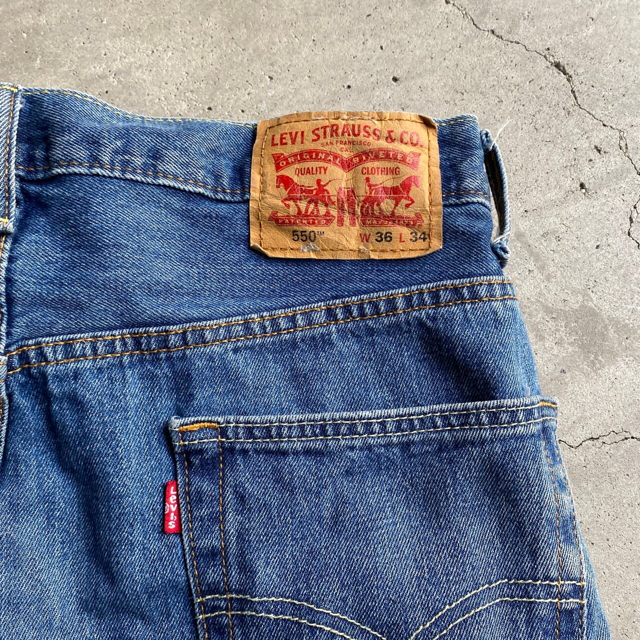 Levi's リーバイス 550 テーパード ワイド バギー デニムパンツ