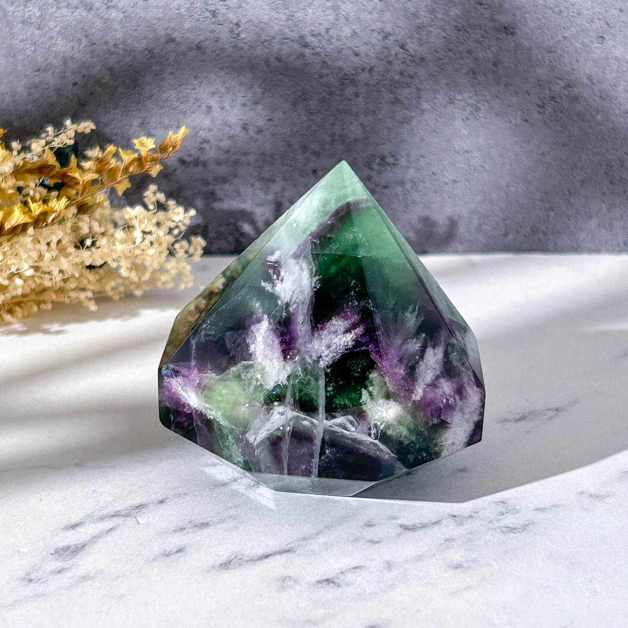 エンジェルフェザーフローライト ピラミッド