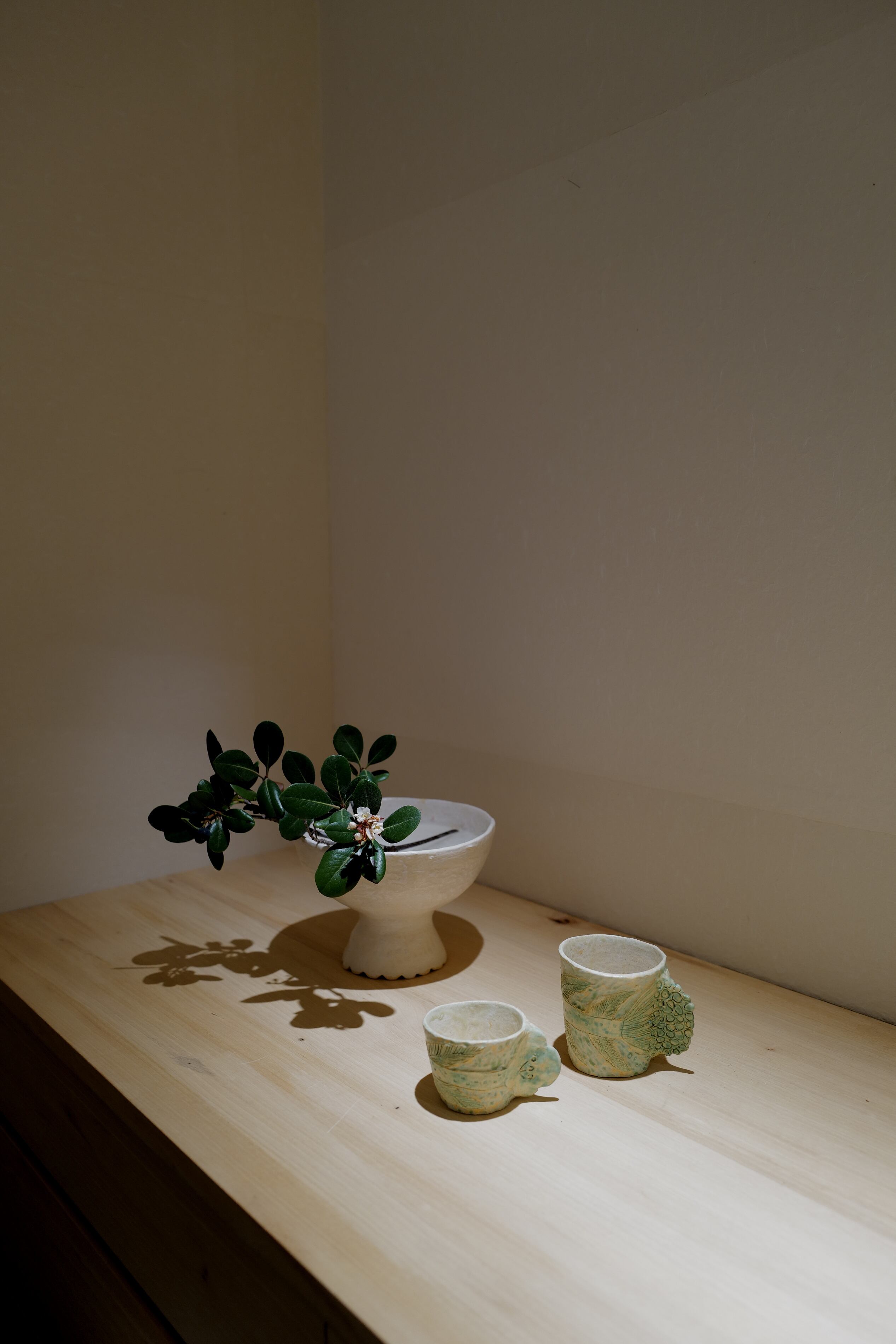 西家智津子 34. 高台鉢 | 陶屋なづな