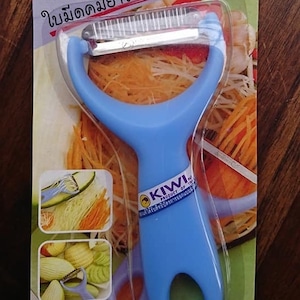 ソムタムピーラー papaya peeler ที่ขูดมะละกอ