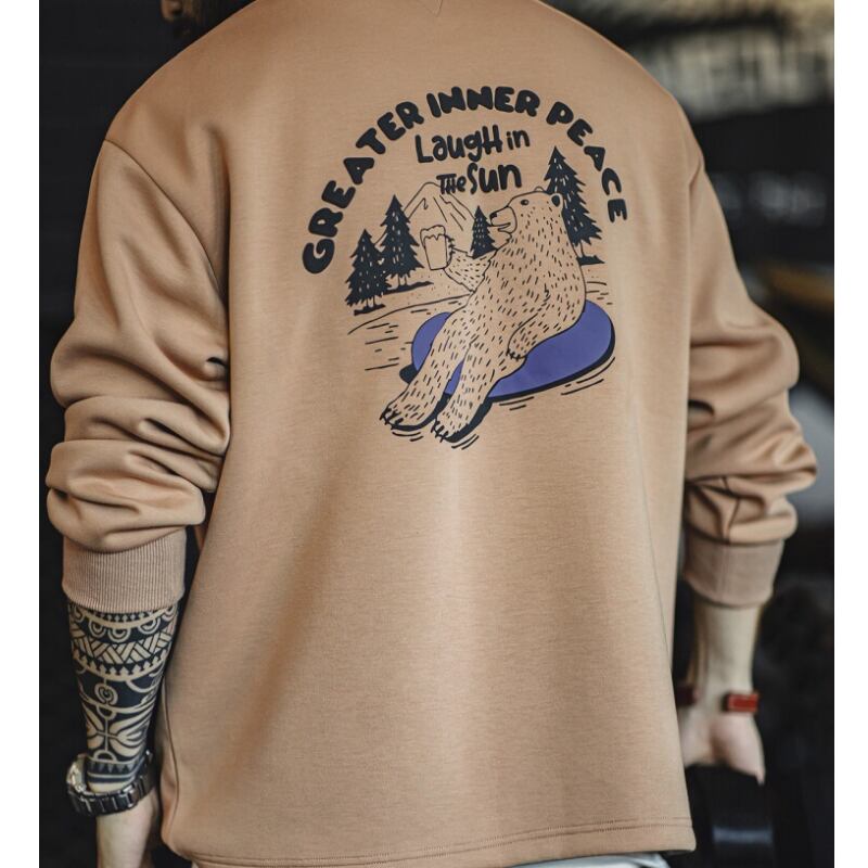 Bearバックプリントのスウェットシャツ A18561