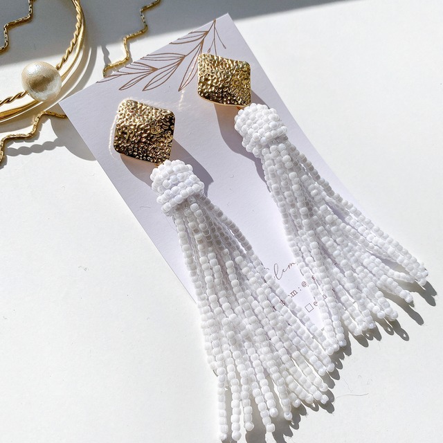 ◇T-1  ビーズタッセルピアス／white
