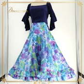 フラダンス 衣装 ALOHA STANDARDS アロハスタンダード ワンピース ドレス ネイビー系 ベロア生地 花柄 植物柄 オーガンジー生地 フリル ハワイアン アロハ フラ ダンス レッスン 練習 透け感 シースルー ボリューミー 光沢感 高級感 紺 青 水色 紫 黄緑 ブルー系 パープル系 グリーン系 華やか かわいい おしゃれ 上品 大人っぽい