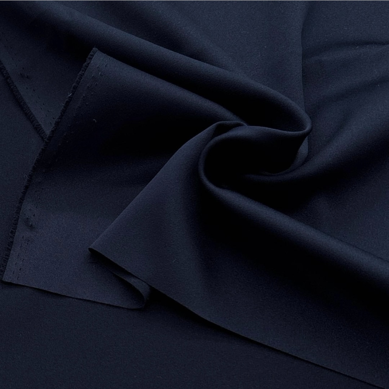 ★NN087◆3m◆ポリエステル100%サラッとした風合い生地◆ネイビー