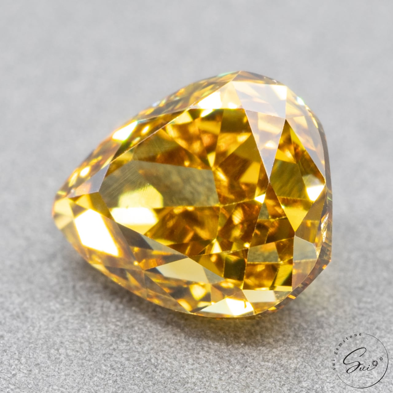 天然ナチュラルイエローダイヤモンド・FANCY DEEP ORANGY YELLOW 0.432
