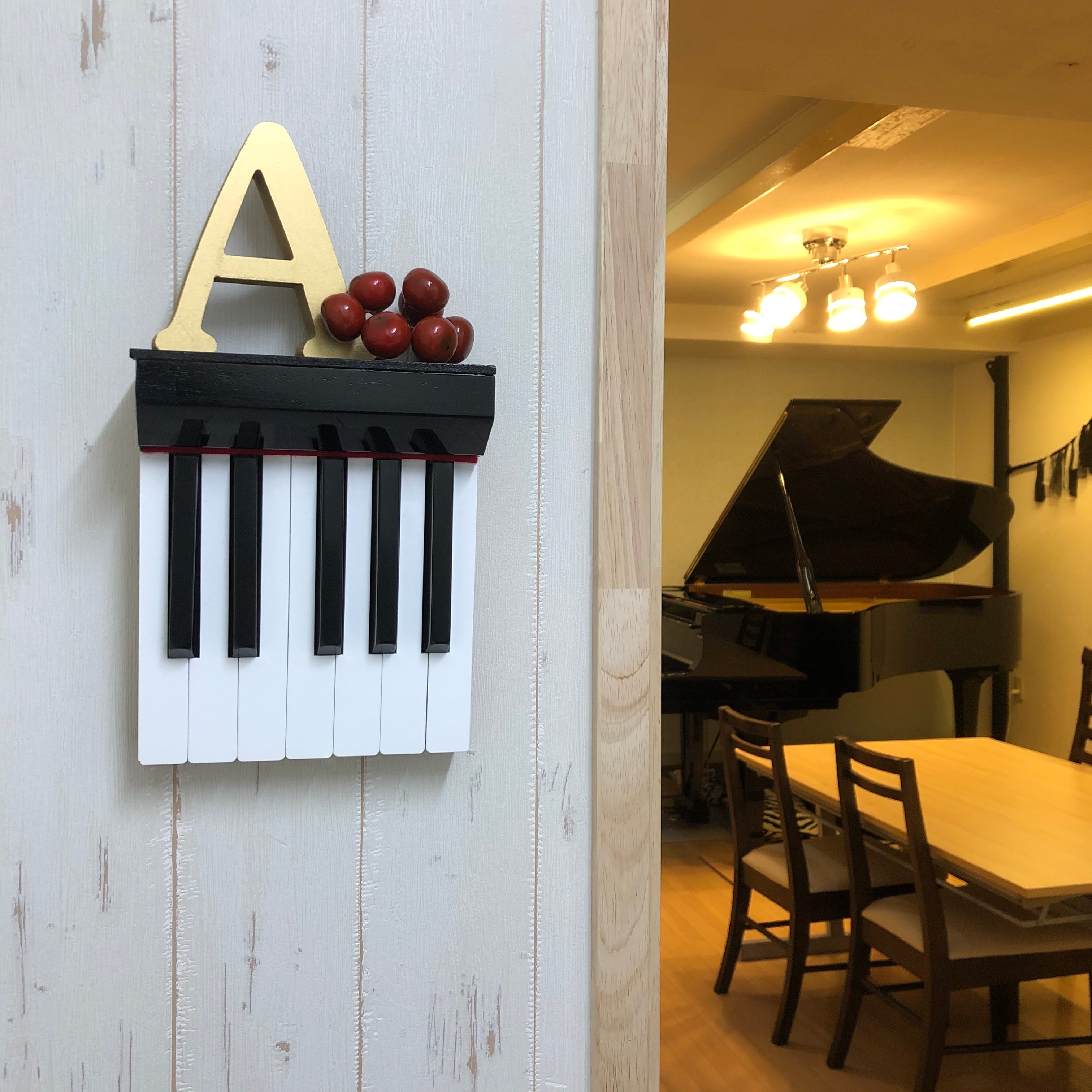 ピアノ鍵盤デザイン ラック 楽天市場】オープンラック（ピアノ・キーボード｜楽器・音響機器）の通販