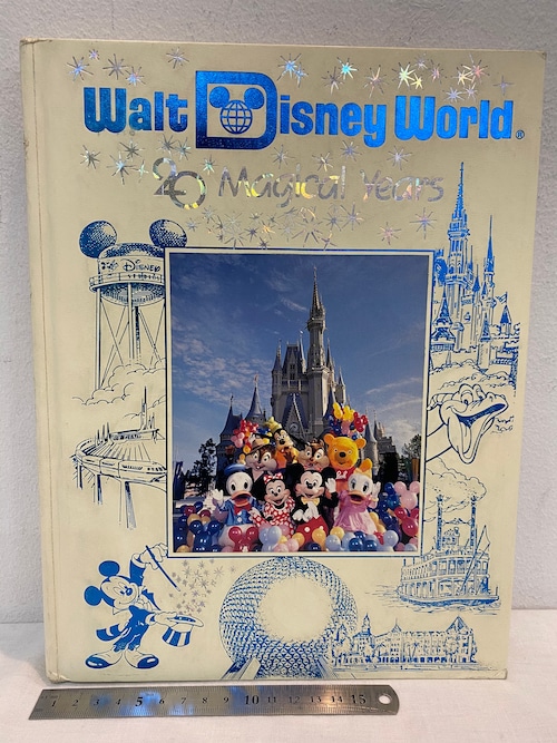 洋書　WALT DISNEY WORLD 20MAGICAL YEARS