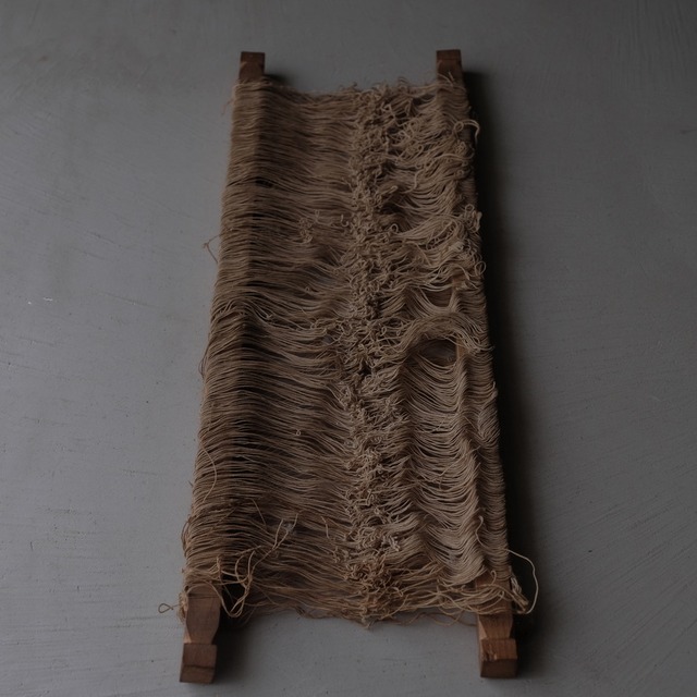 Thread heddle