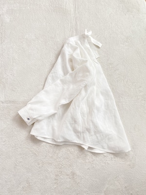 WHITE LINEN SHIRT（RIBBON)