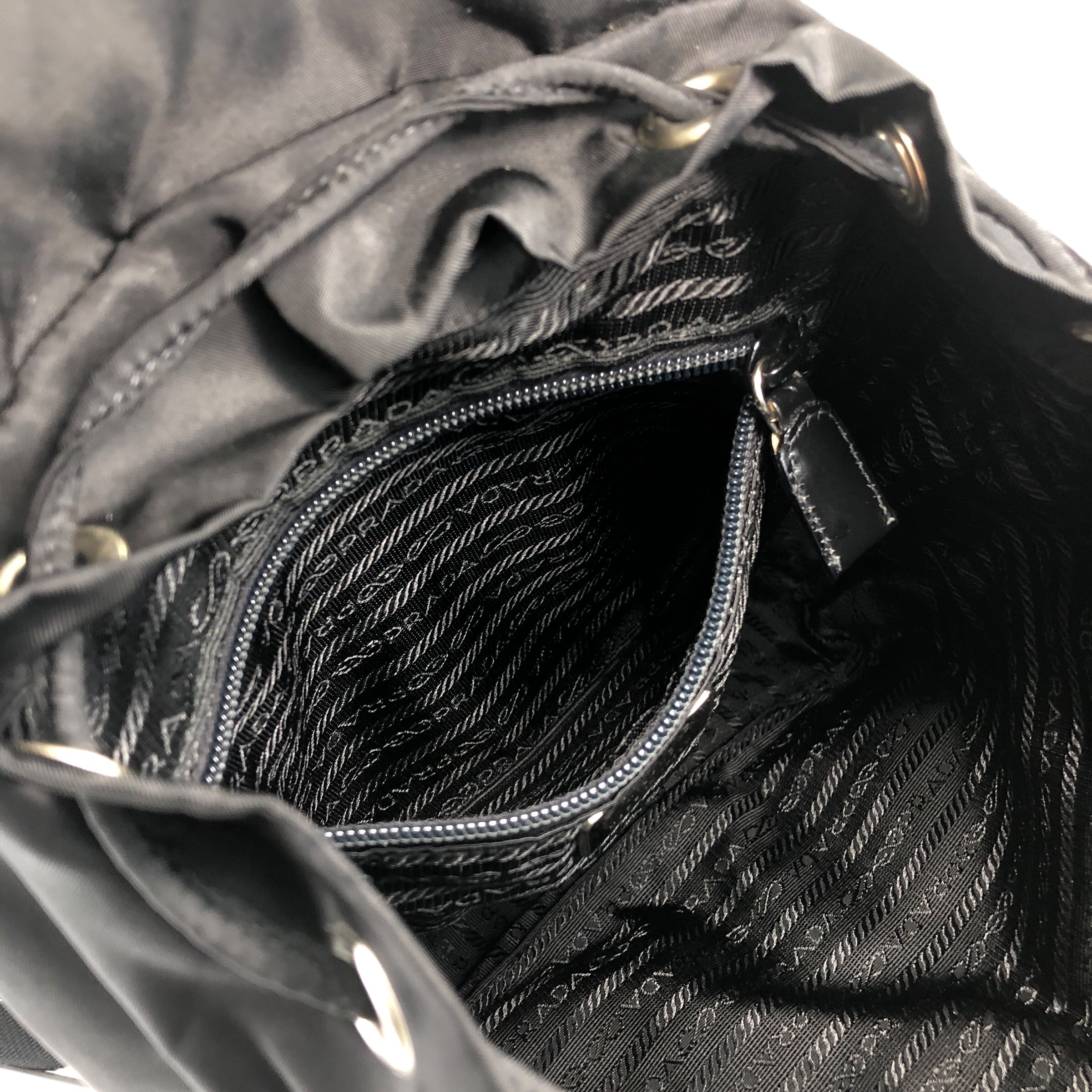 PRADA（プラダ） | 【公式】ヴィンテージショップHedy 良品 プラダ