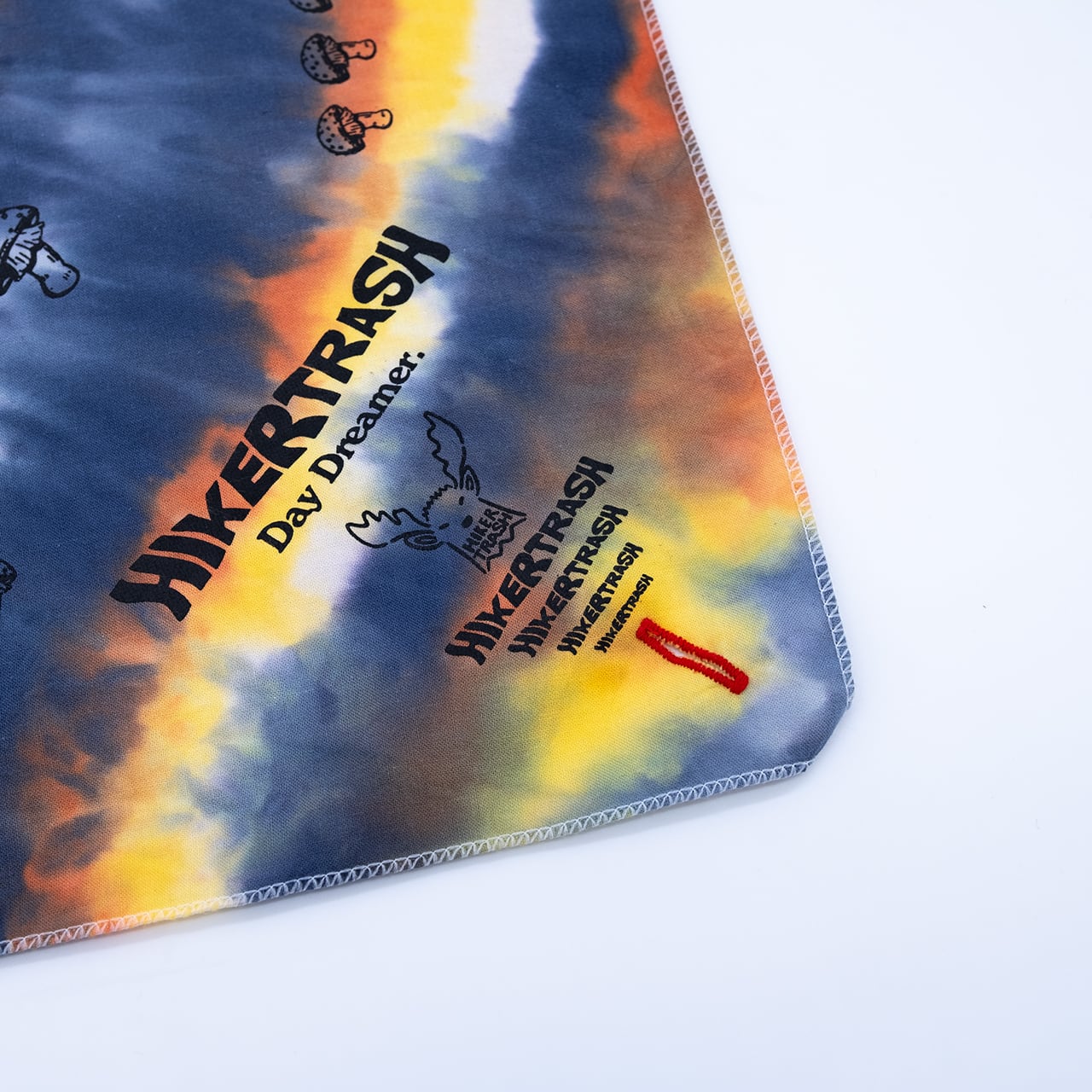 DM便190円】HIKER TRASH ハイカートラッシュ DAYDREAMER ”BANDANA