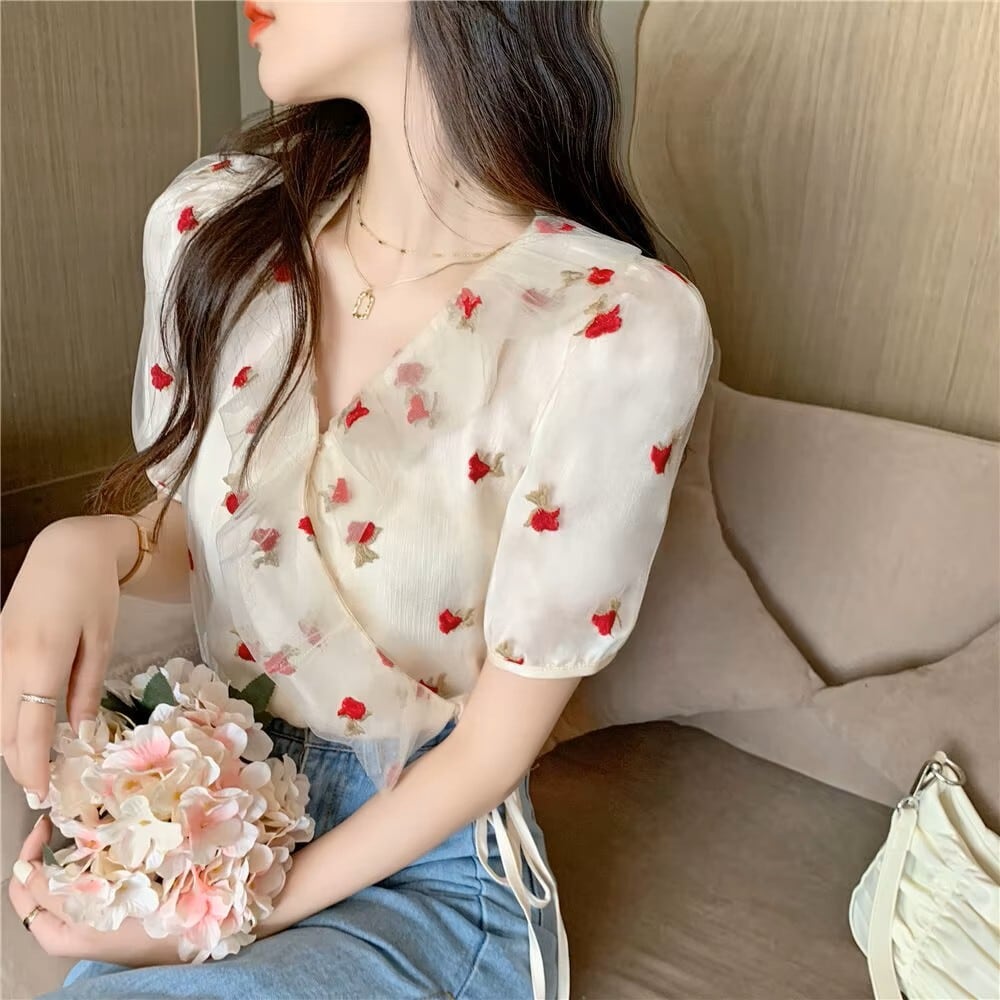 フレンチシックパフスリーブフラワーブラウス