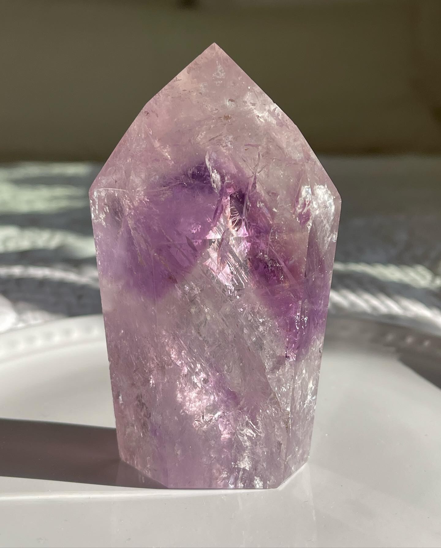 ブラジル産　アメシストファントムポイント