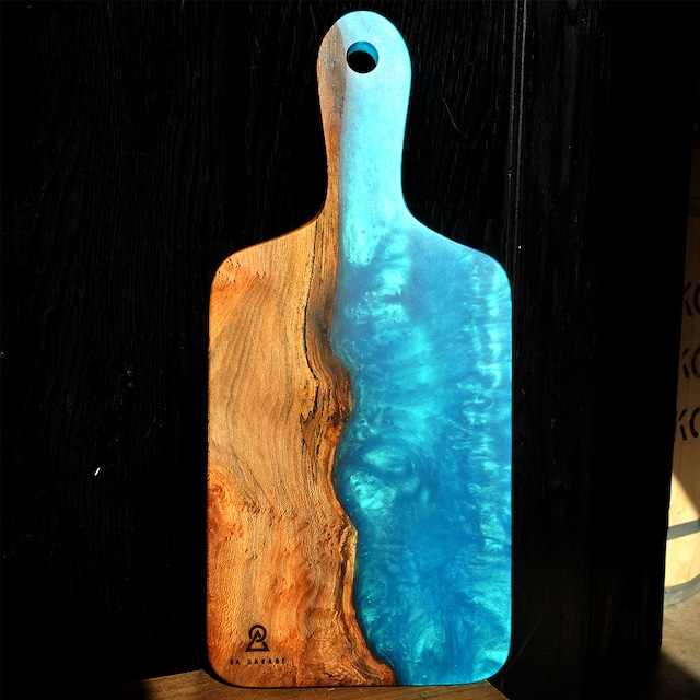 Resin Cutting Board「Megas」