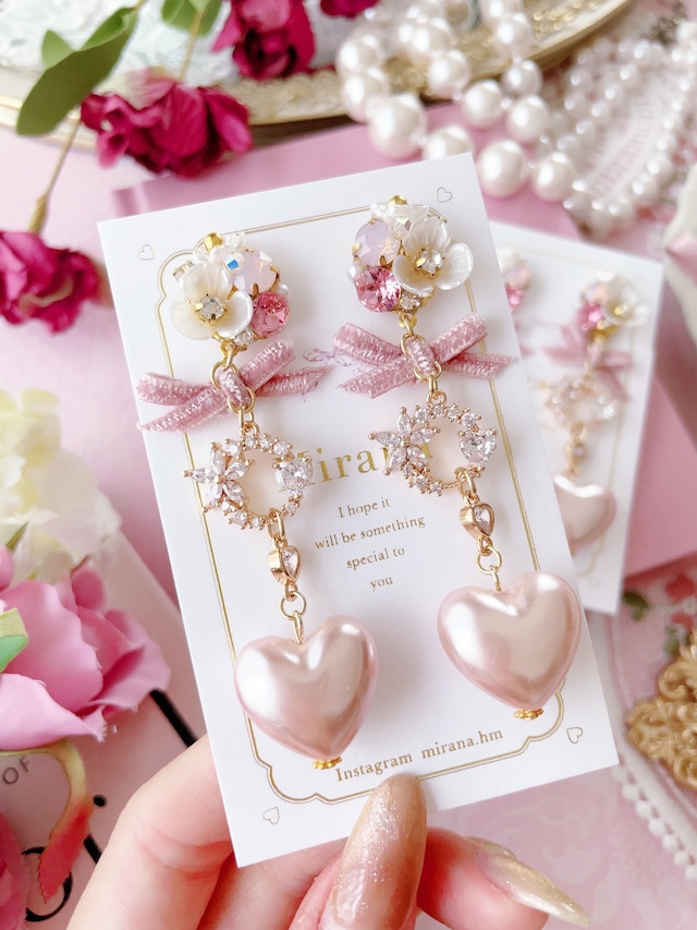 Flower bijou × pearl pink heart charm