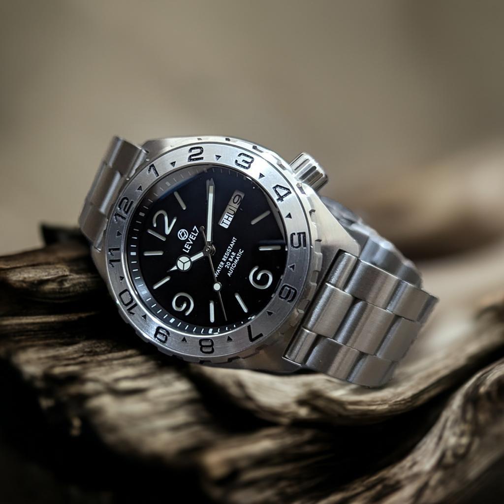 LV1 series | level7watch