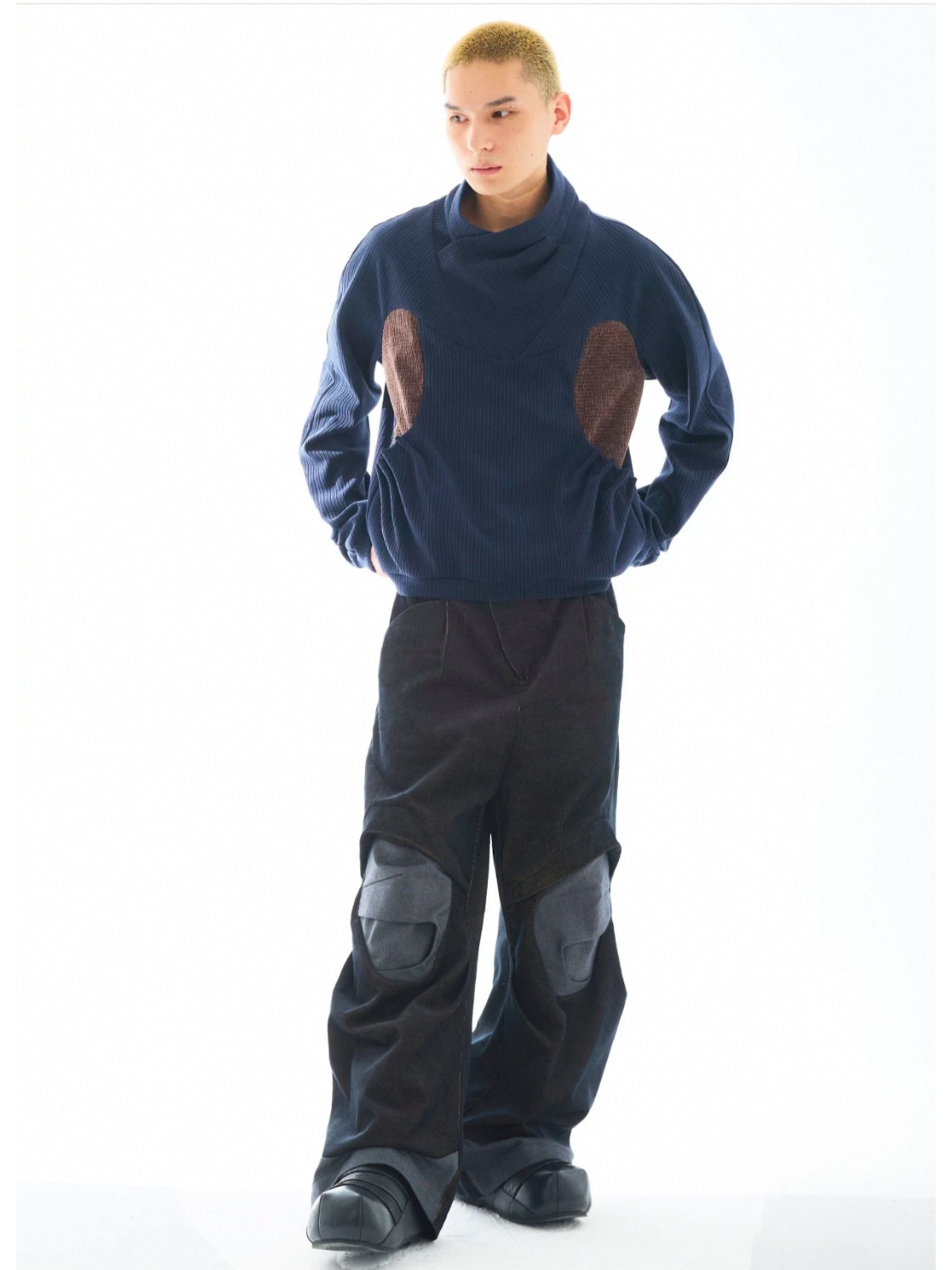 54A0 Armored Knee Wide Trousers