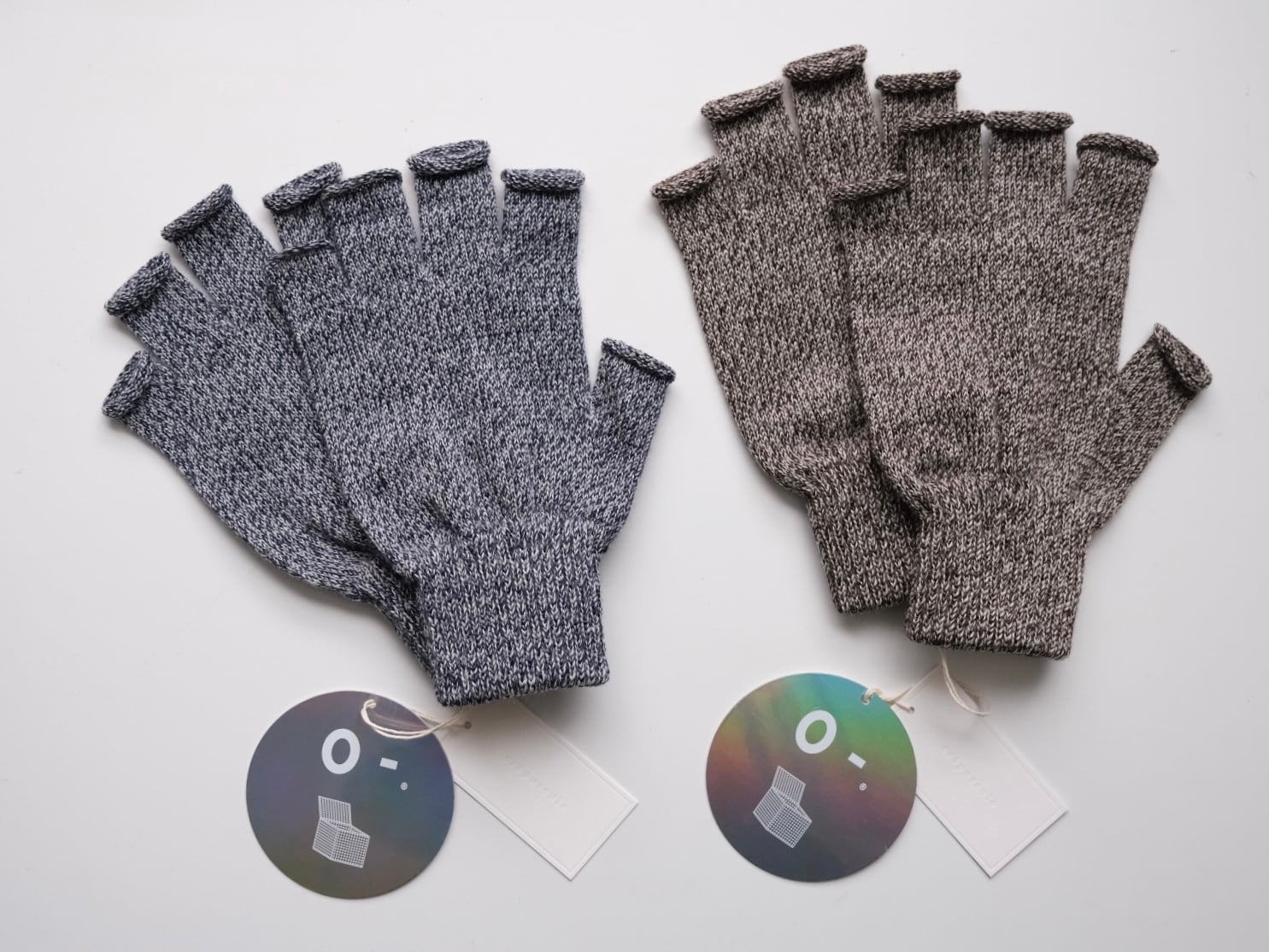 O-“FINGERLESS GLOVE” | Lapel online store