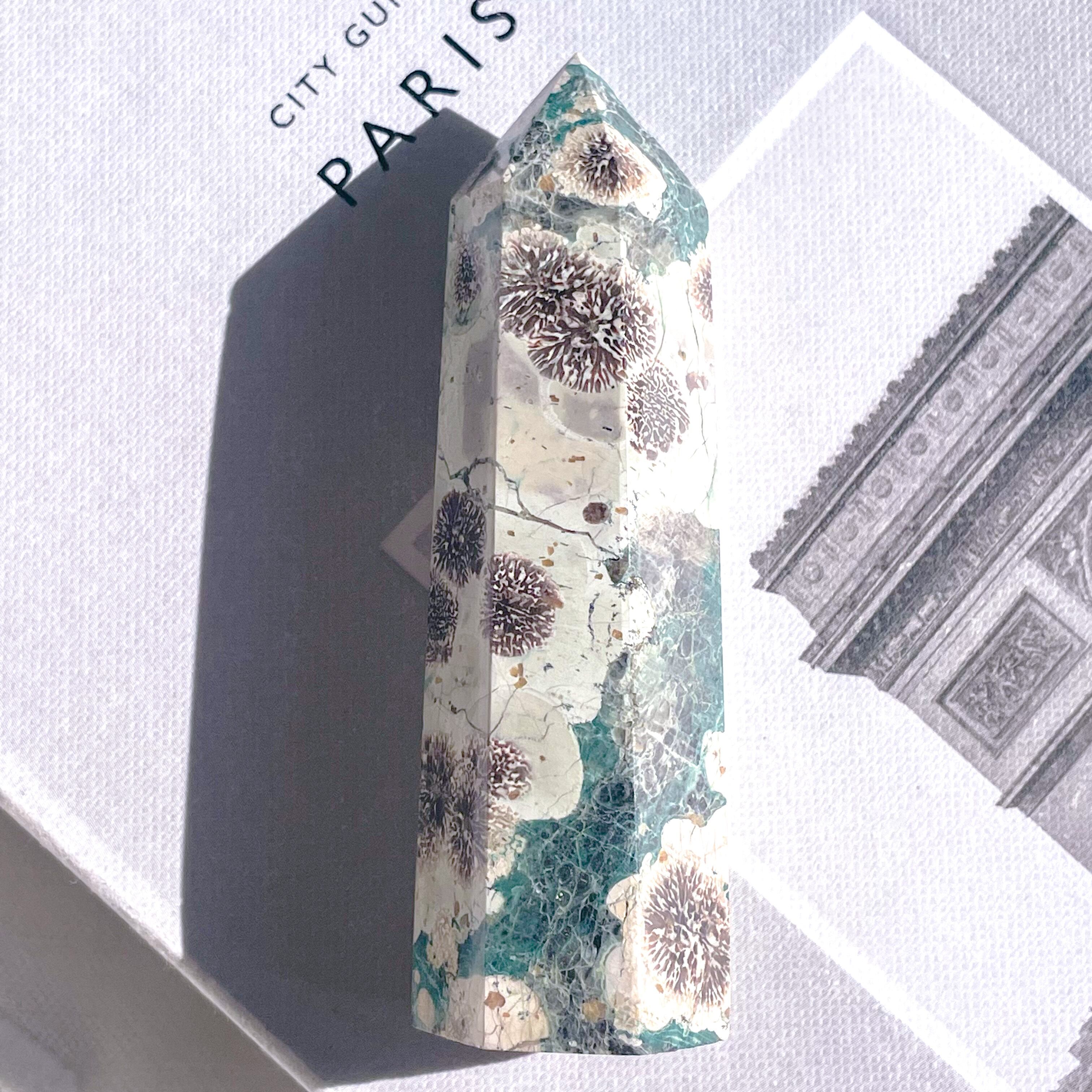 グリーンフラワージャスパー | FLUXY - 天然石と鉱物のお店 フラクシー