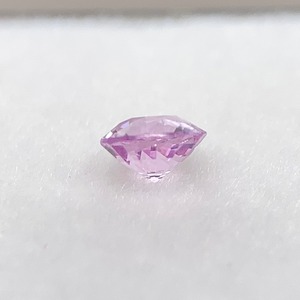 丸いスピネル ピンク系 約4.2mm r-0179