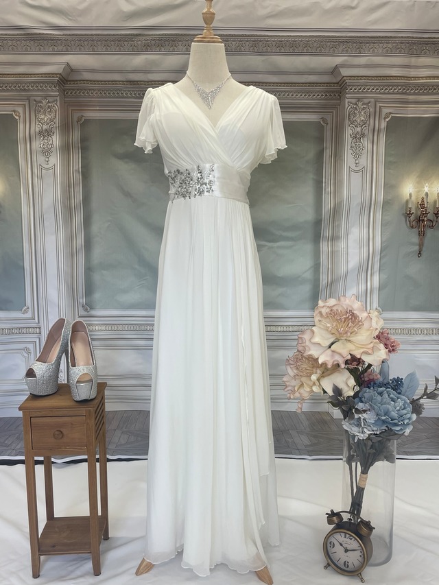 スリーブ付きロングドレス