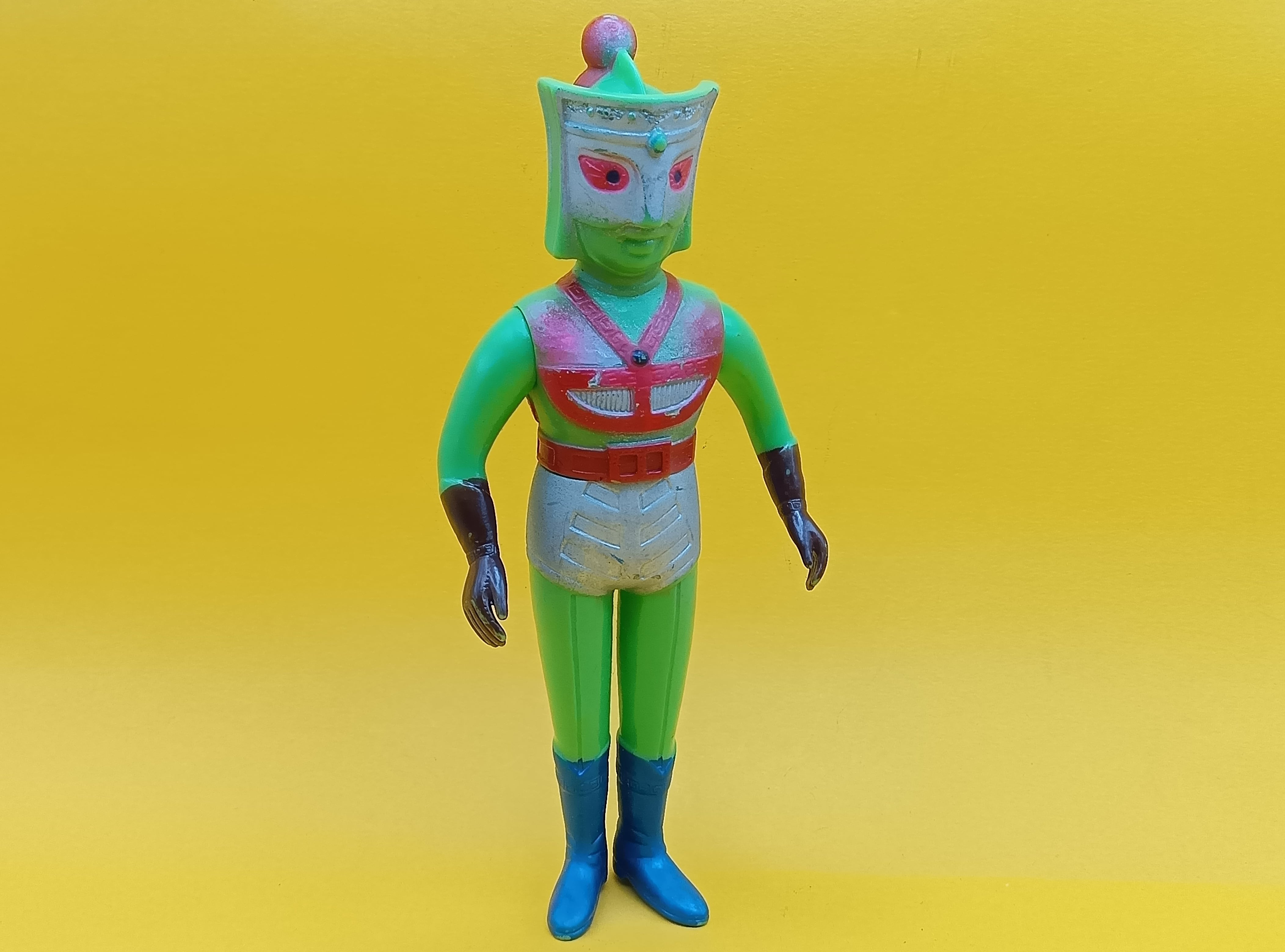 東映レトロソフビコレクション　グリーンマンティス メディコムトイ 東映レトロソフビコレクション グリーンマンティス