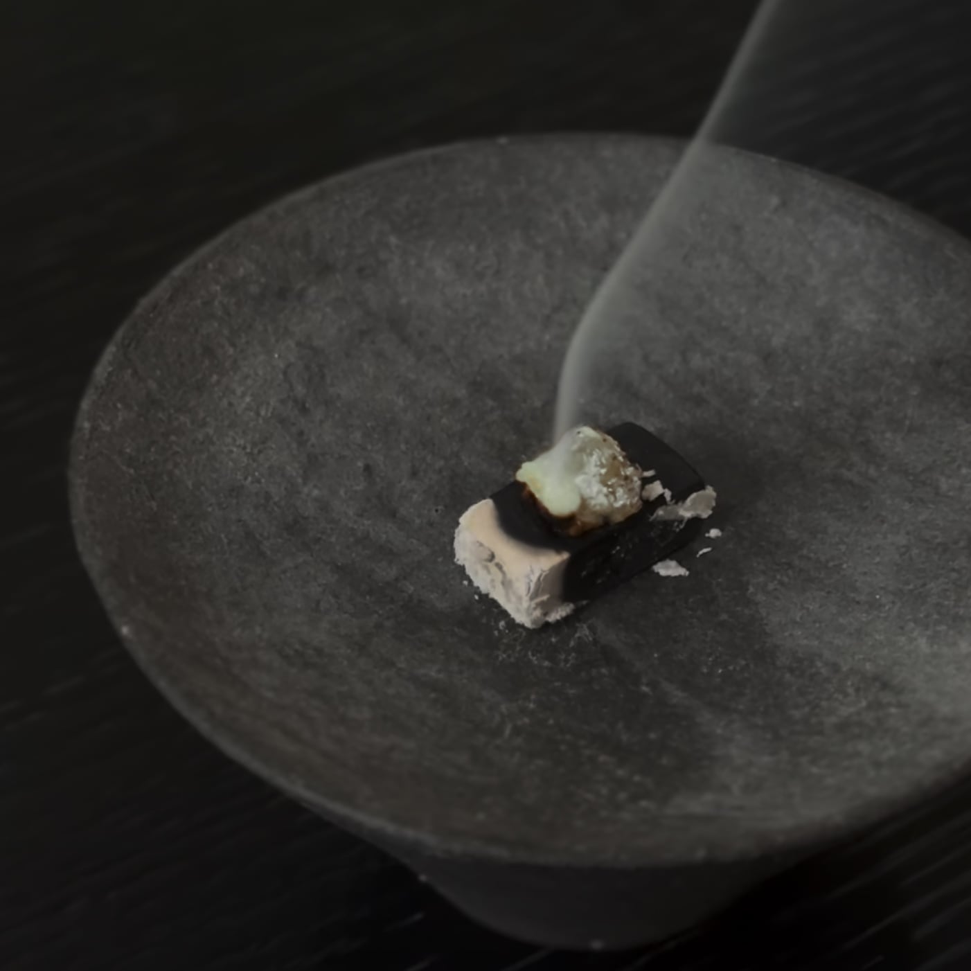 FRANKINCENSE / 樹脂香 ロイヤルグリーン リフィル 30g | joscille