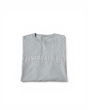 BANANA REPUBLIC T-shirt made in usa