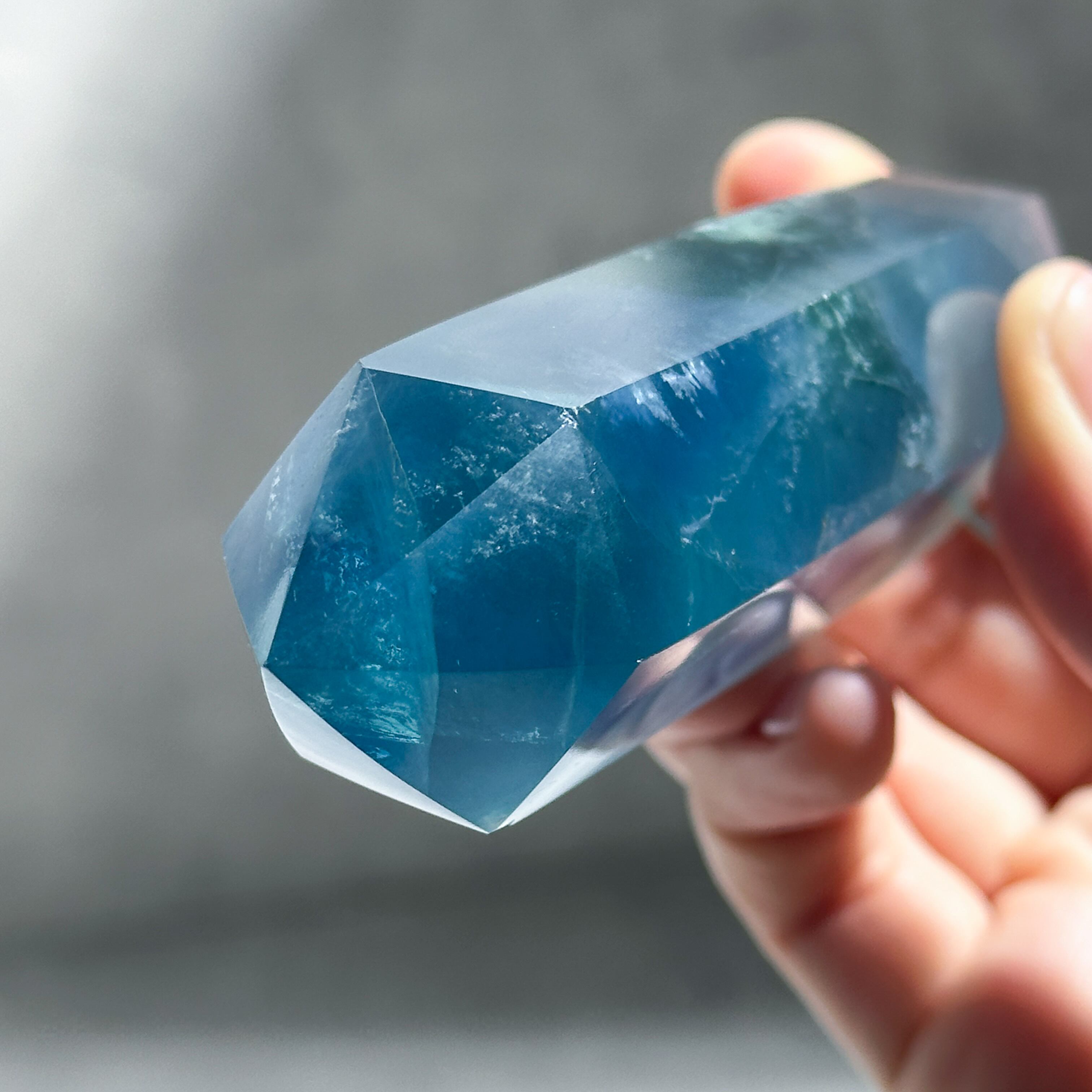 虹◎レインボーフローライト タワー型63◇ Rainbow Fluorite ◇天然石