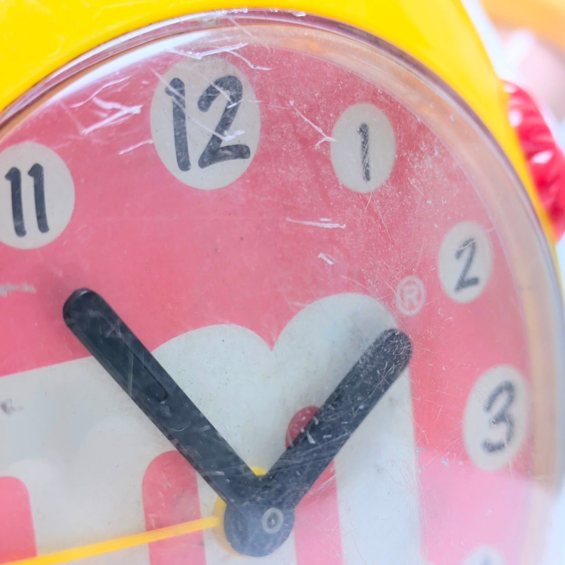 ☆ VINTAGE 90' JUNK ☆【 m&m's  ( エムアンドエムズ ) 】Alarm Bedside Clock Yellow / 目覚まし時計 / アラームクロック 〚アメリカン雑貨 アメトイ〛