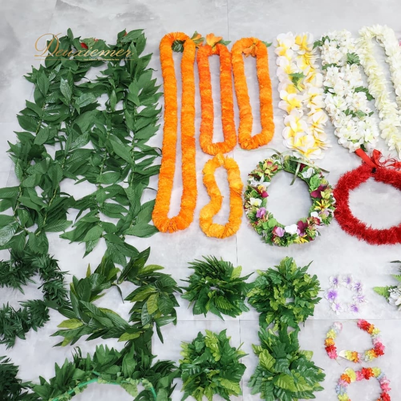 フラダンス 小物 まとめ売り 70点以上 セット レイ フラワーレイ パレオ クウペエ ネックレス シェルレイ ククイ イリマ 白 黄 緑 紫 赤 ピンク カラフル アクセサリー ヘアクリップ ヘアアクセサリー タヒチアン ホワイト系 レッド系 ピンク系