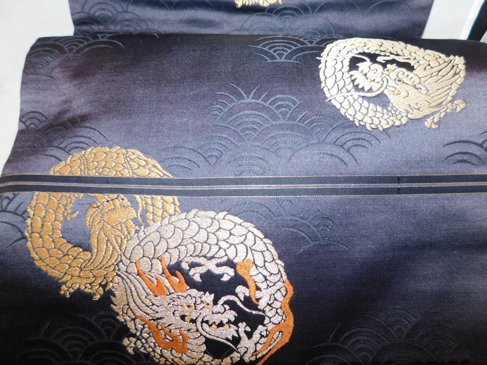 龍丸紋日本刺繍名古屋帯 Nagoya obi sash (Japanese embroidery dragon)　　 |  春夏秋冬（しき）アンティークス powered by BASE