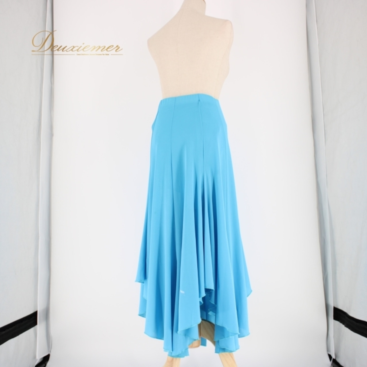 社交ダンス 衣装 スタンダード スカート レッスンウェア レディース Create-Sun クリエイトサン 水色 無地 ブルー系 練習着 上品 清楚 レディースウェア ダンス衣装 スカート スポーツウェア フロアー パフォーマンス用 着心地良い 練習着 伸縮性あり 夏用 洗濯可能 動きやすい ショート丈 高級感 クリエイトサン おしゃれ ファスナー ルームウェア ブルー コーディネート