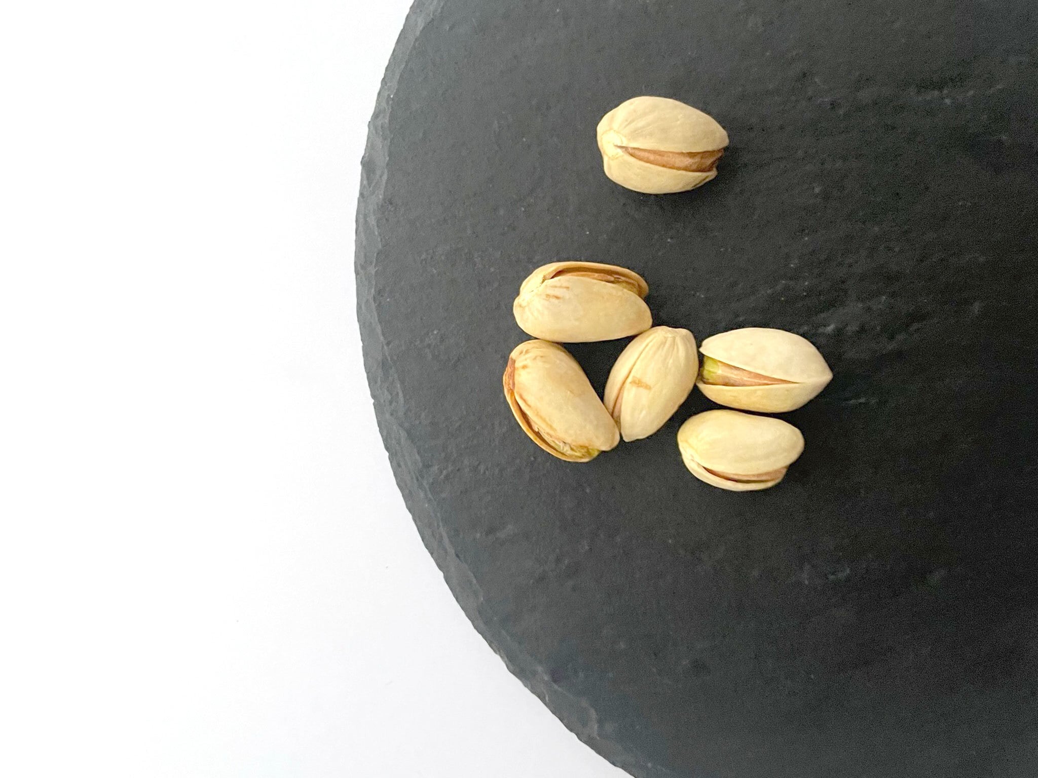 ピスタチオの燻製 | moc moc smoke / もくもくすもーく