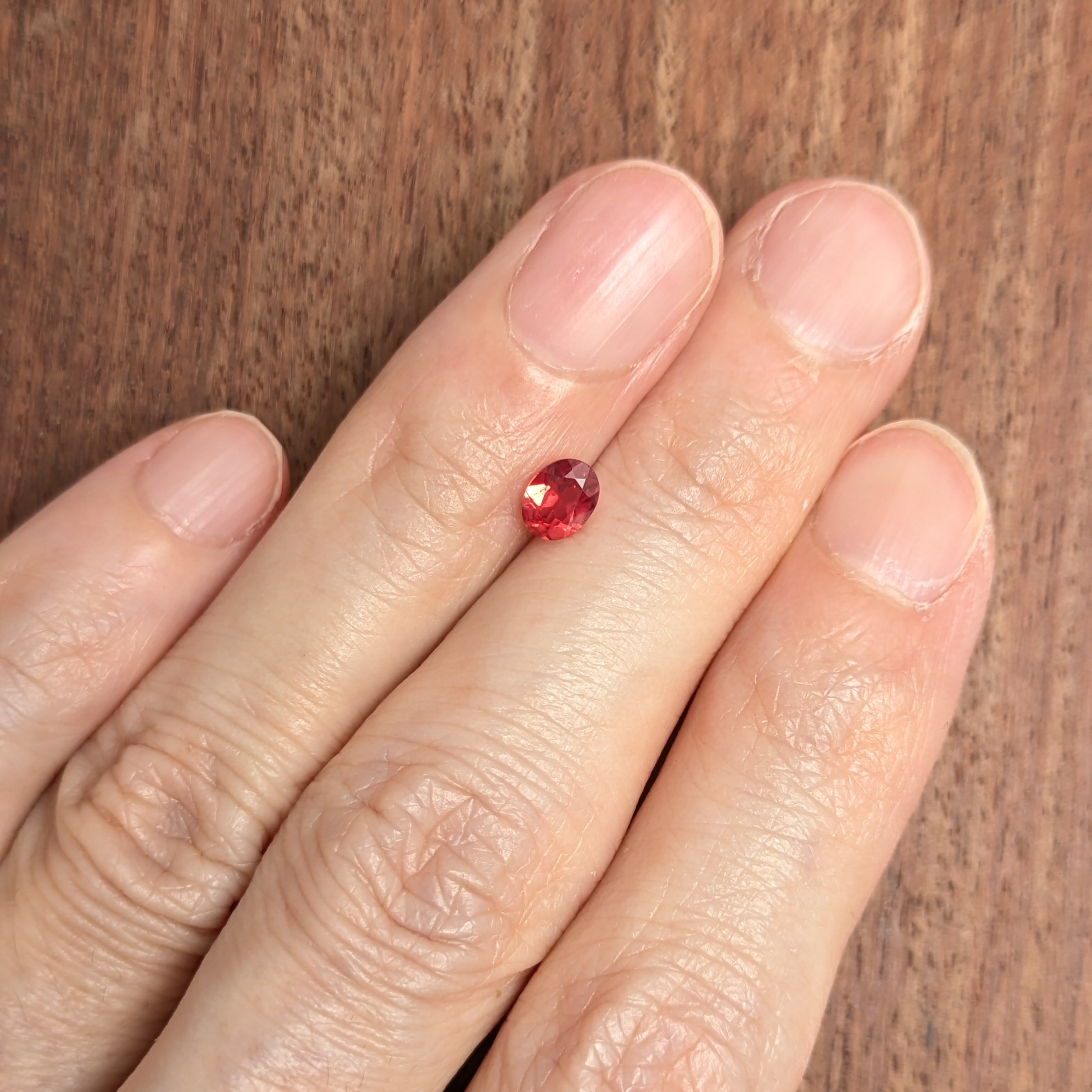 スピネル ルース ミャンマー・モゴック産【0.41ct】PRO209387 | Gem's