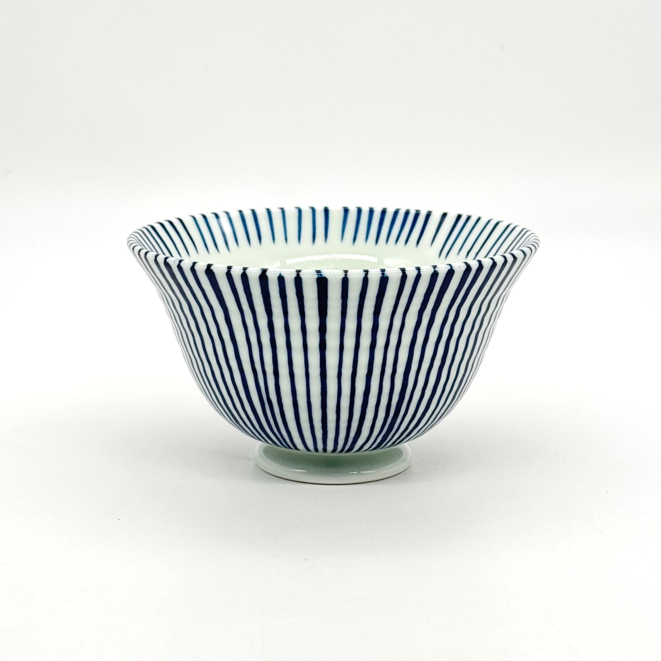 SALE】染付十草 ご飯茶碗 (アウトレット) S18 | 24to3［西富陶磁器