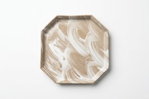 刷毛目八角皿／赤水窯 熊本象