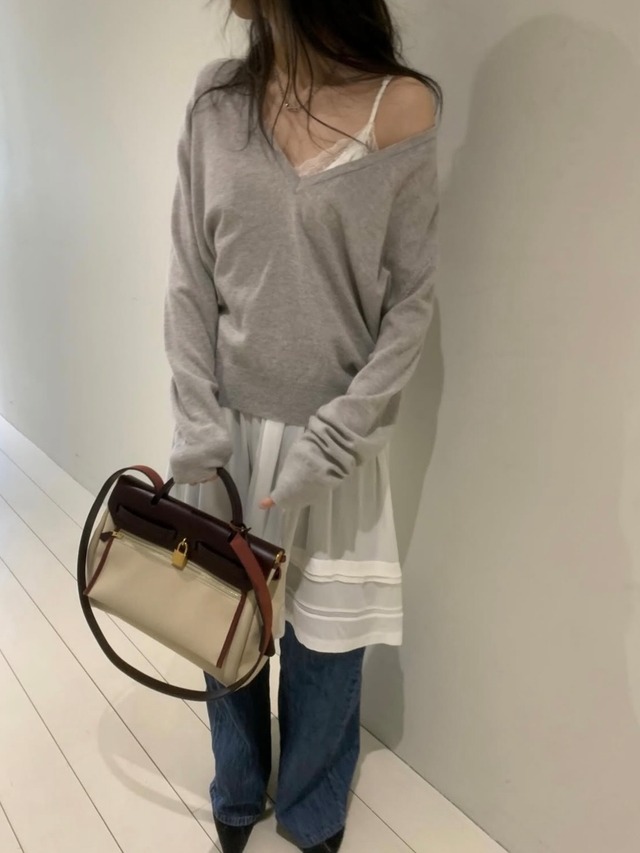 (予約) poster / Glory deep v-neck knit 4color