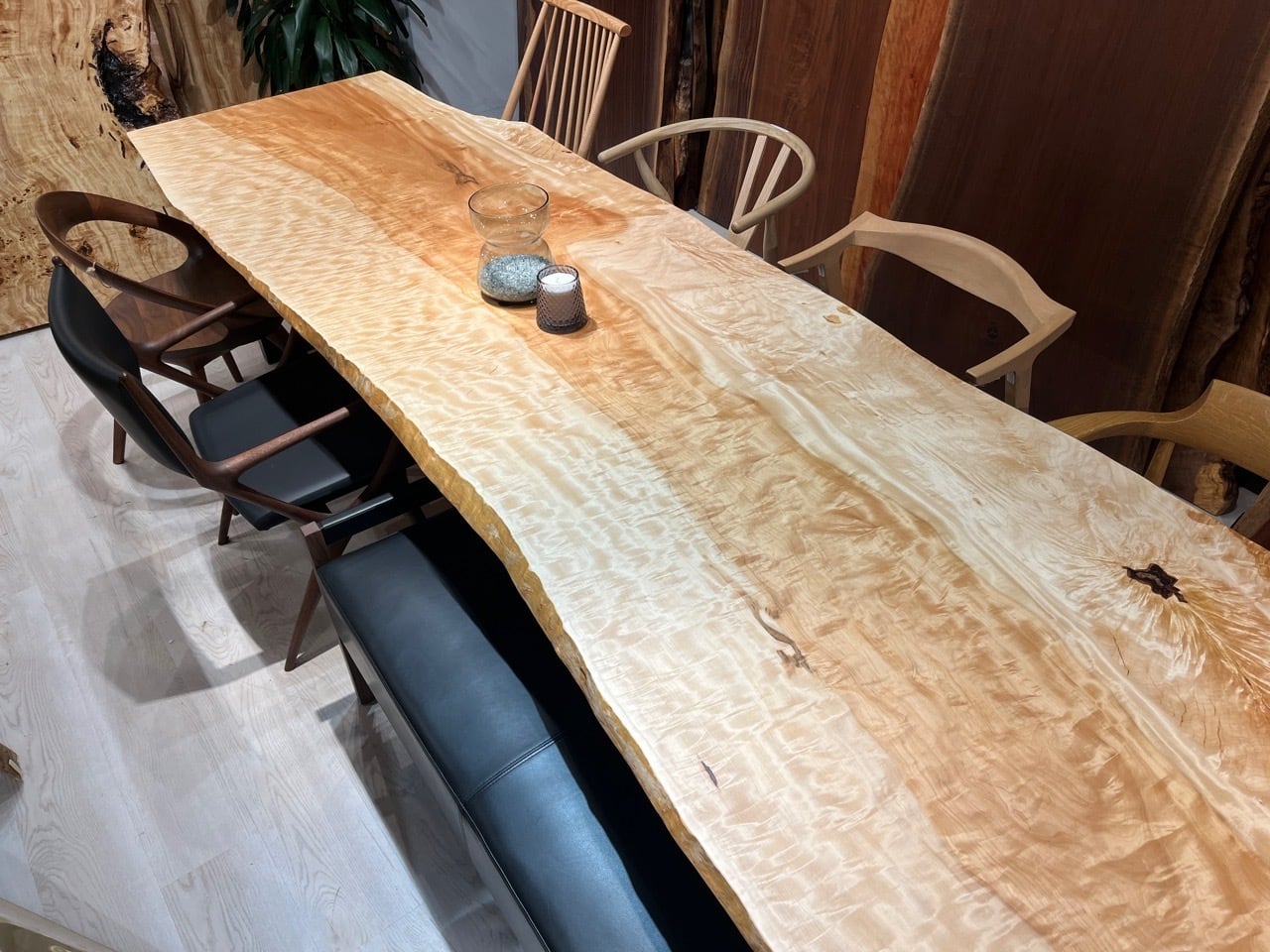 Premium】栃（トチ）_2880×730-900×50_青山店_テーブル天板/一枚板