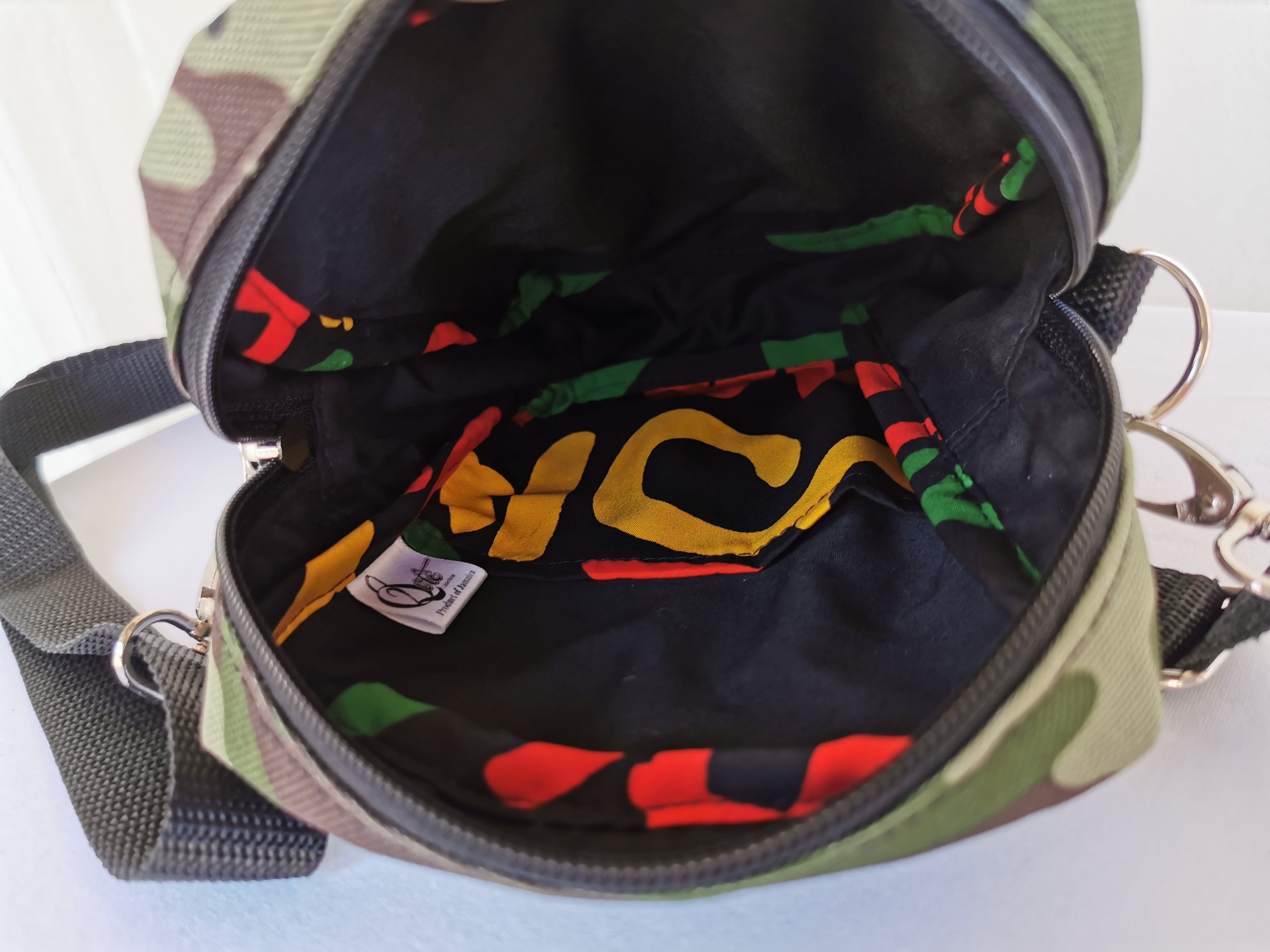 50%OFF】2 qute collection ショルダーバッグ カモフラージュ×ラスタ