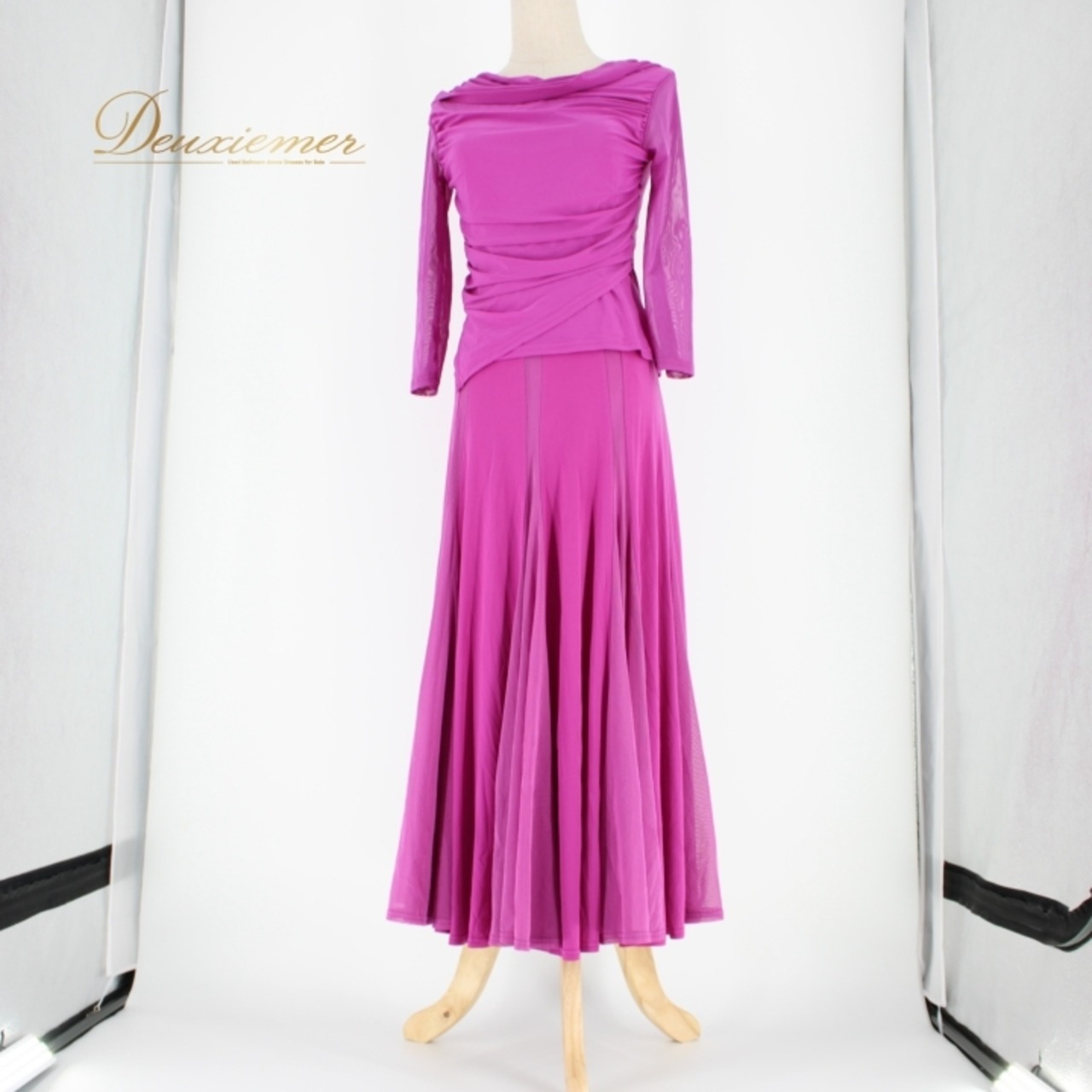 社交ダンス 衣装 スタンダード 上下セット ツーピース レッスンウェア パーティ衣装 レディース パープル系 ICHIOKU イチオク 紫 無地 長袖 スカート セットアップ 女性用 ダンスウェア 伸縮性 おしゃれ 薄手 舞台衣装 パープル色 高級感 お揃い ツーピースコーデ カジュアル 体型カバー バルーンスカート お稽古用 競技用