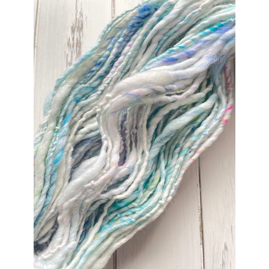 アートヤーン 手紡ぎ糸【22-1109】