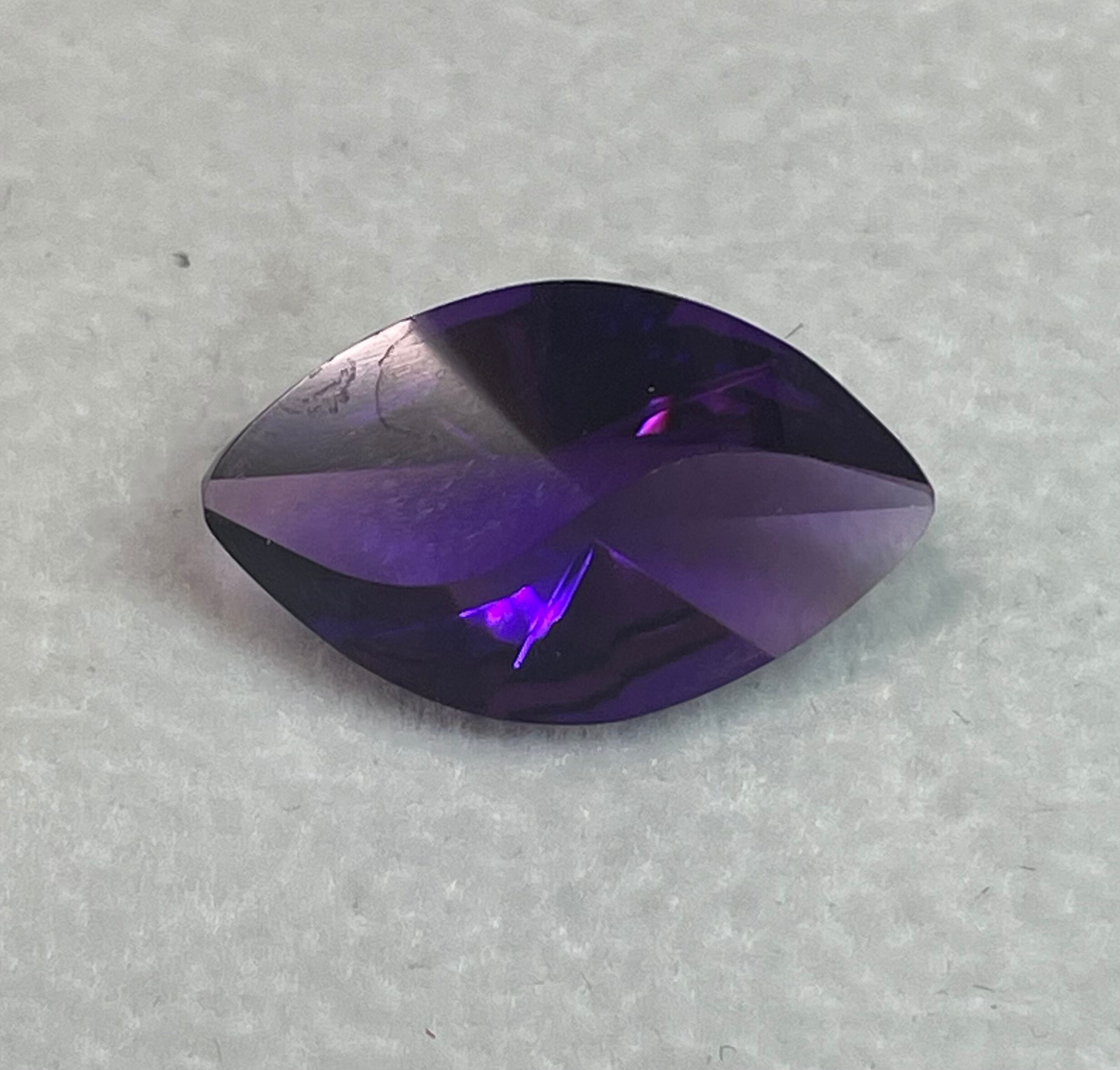 カラーチェンジ天然アメジスト ルース 4.225ct 細緻