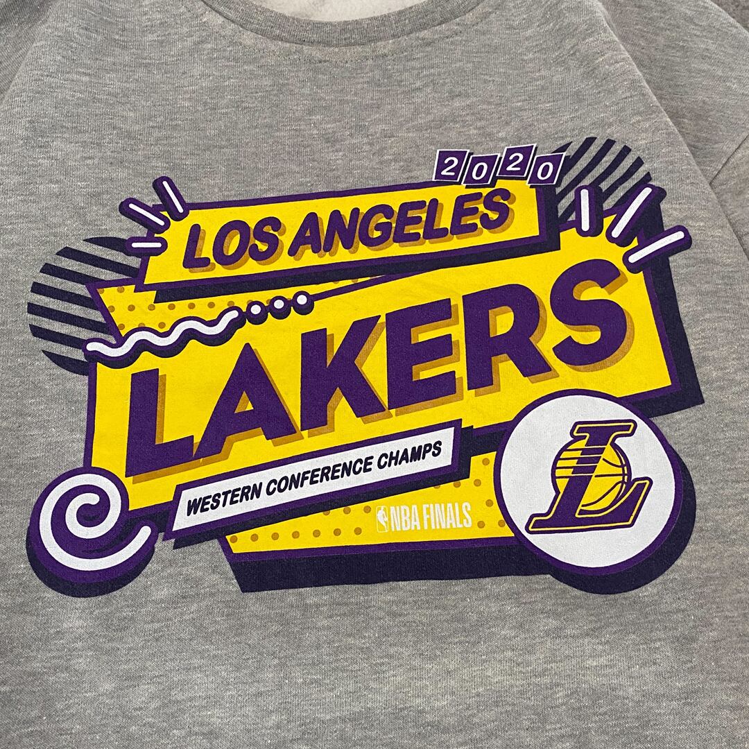 ロサンゼルス・レイカーズ 2020 NBAファイナル チャンピオン Tシャツ M ロサンゼルス・レイカーズ！ NBAファイナル優勝記念Tシャツのご紹介