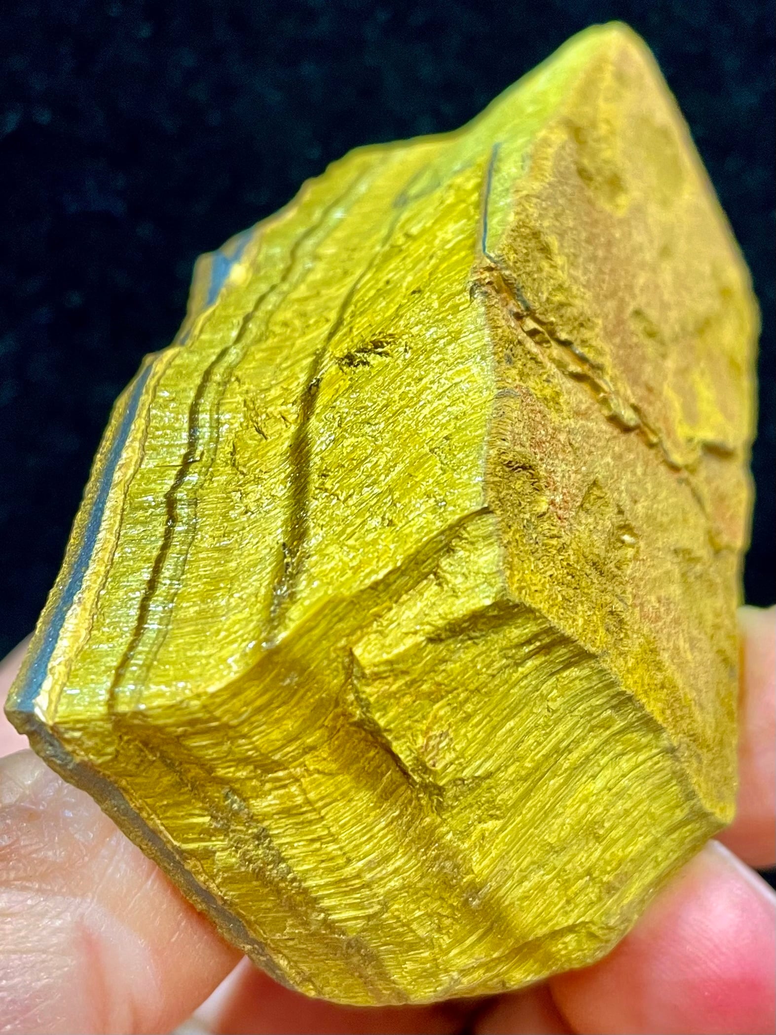 13) 揺るぎない自信!「タイガー・アイ」原石(小型)