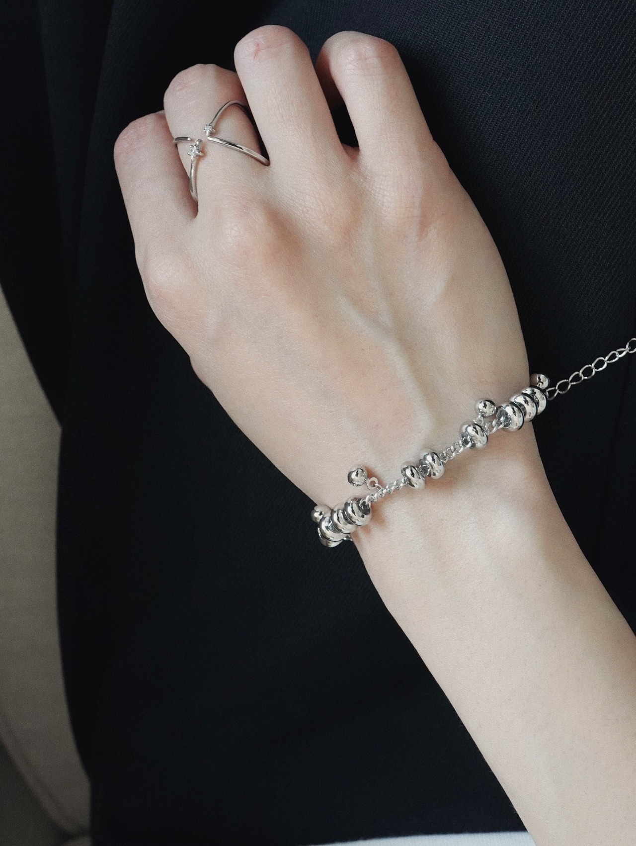 BEAD FLOW BRACELET