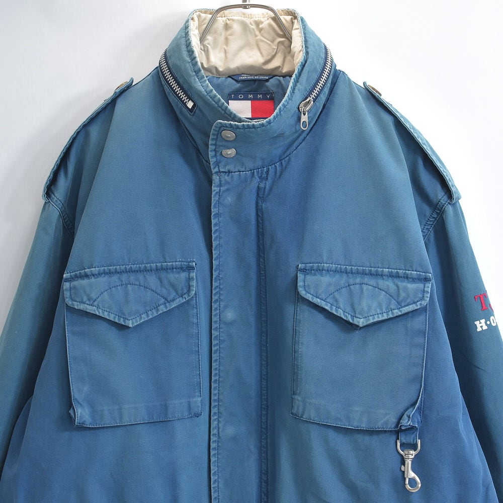 90s TOMMY HILFIGER トミー ヒルフィガー ナチュラルエイジング フェードブルー M-65型フィールドジャケット ミリタリー アウター ヴィンテージ ビンテージ USA アメリカ古着 メンズXL相当