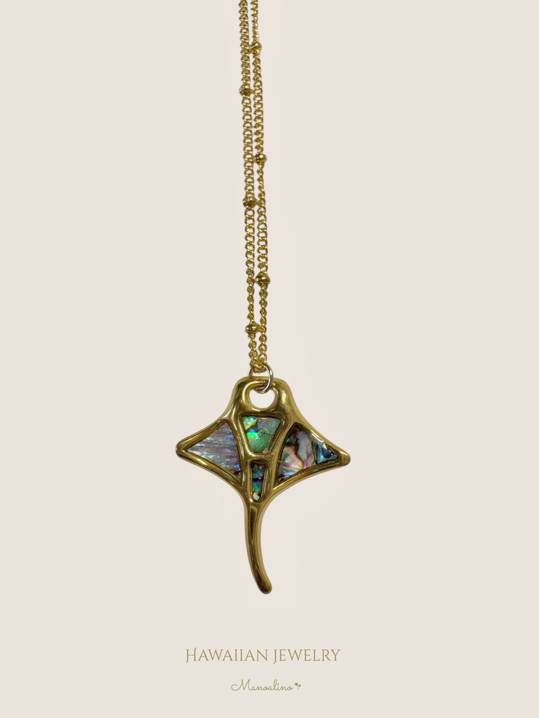 HAWAIIファイティングイール　アクアマリン・ムーンストーン天然石ネックレス Natural gemstone Aquamarine necklace(天然石アクアマリンネックレス
