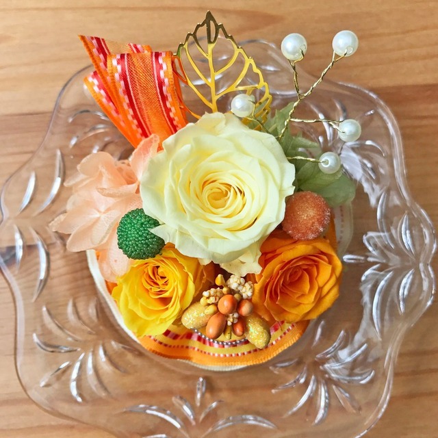 NEW ダイアナ welzo ウェルゾ オリジナル品 プリザーブドフラワー 薔薇３輪 ガラスドーム イエローオレンジ